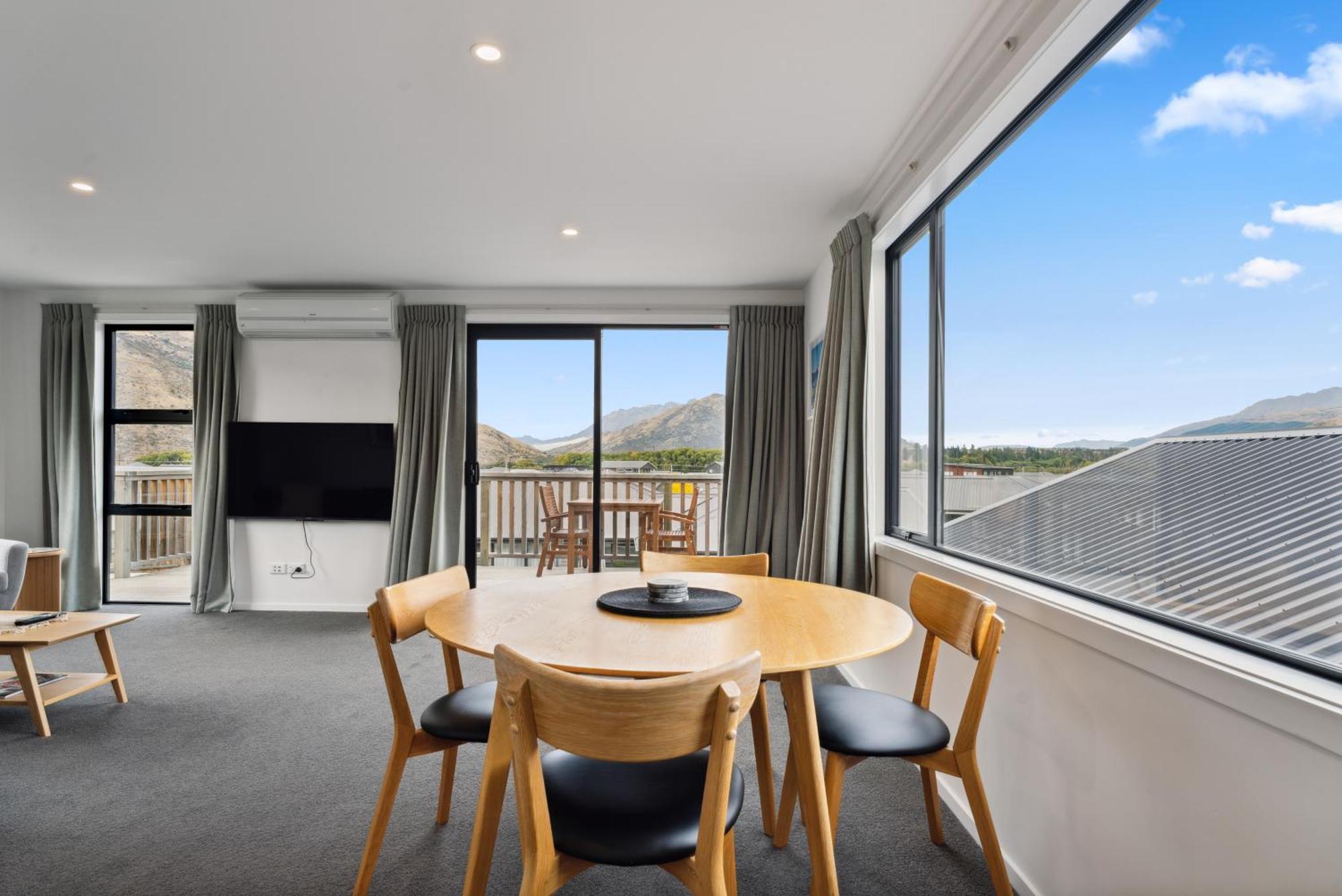 Modern Apartment With Coronet & Remarkables Views Квінстаун Екстер'єр фото
